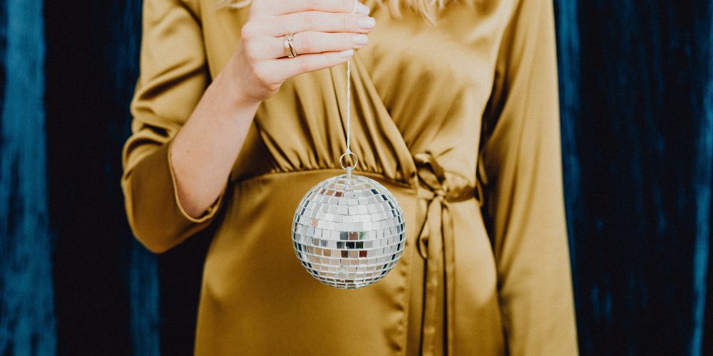 The Disco Ball Wasp Hack Is Trending—Does It Really Work?